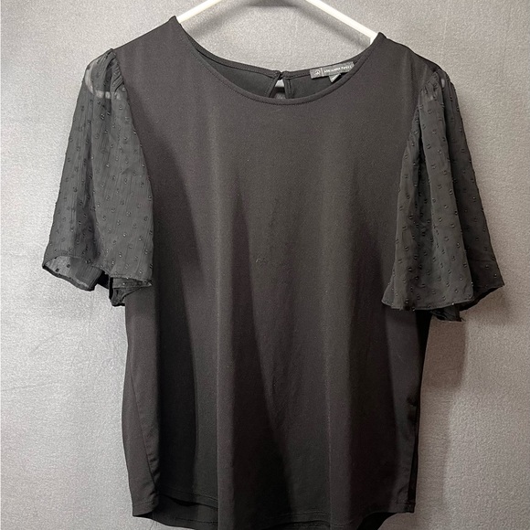 Adrianna Papell Tops - Adrianna Papell Black Puff Sleeve Blouse